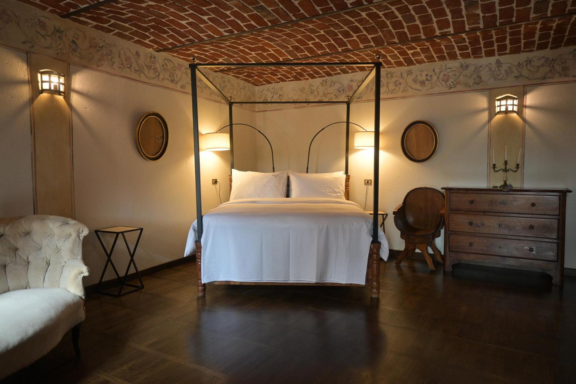 Castelnuovo Don Bosco Relais Conac 1888 - Luxury B&B - Adults Only المظهر الخارجي الصورة