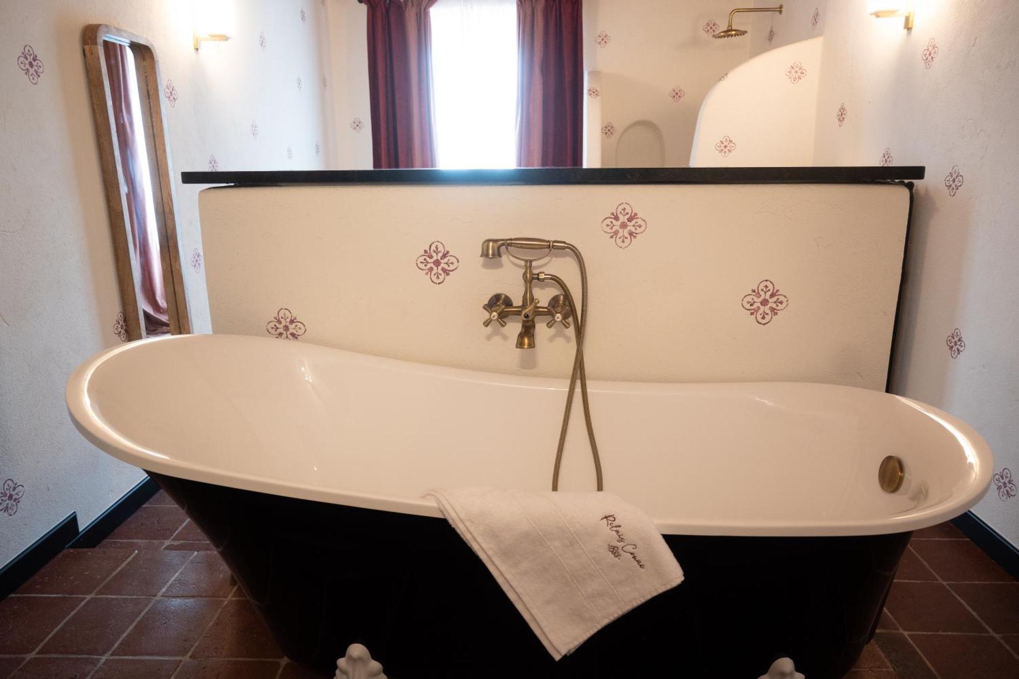 Castelnuovo Don Bosco Relais Conac 1888 - Luxury B&B - Adults Only المظهر الخارجي الصورة