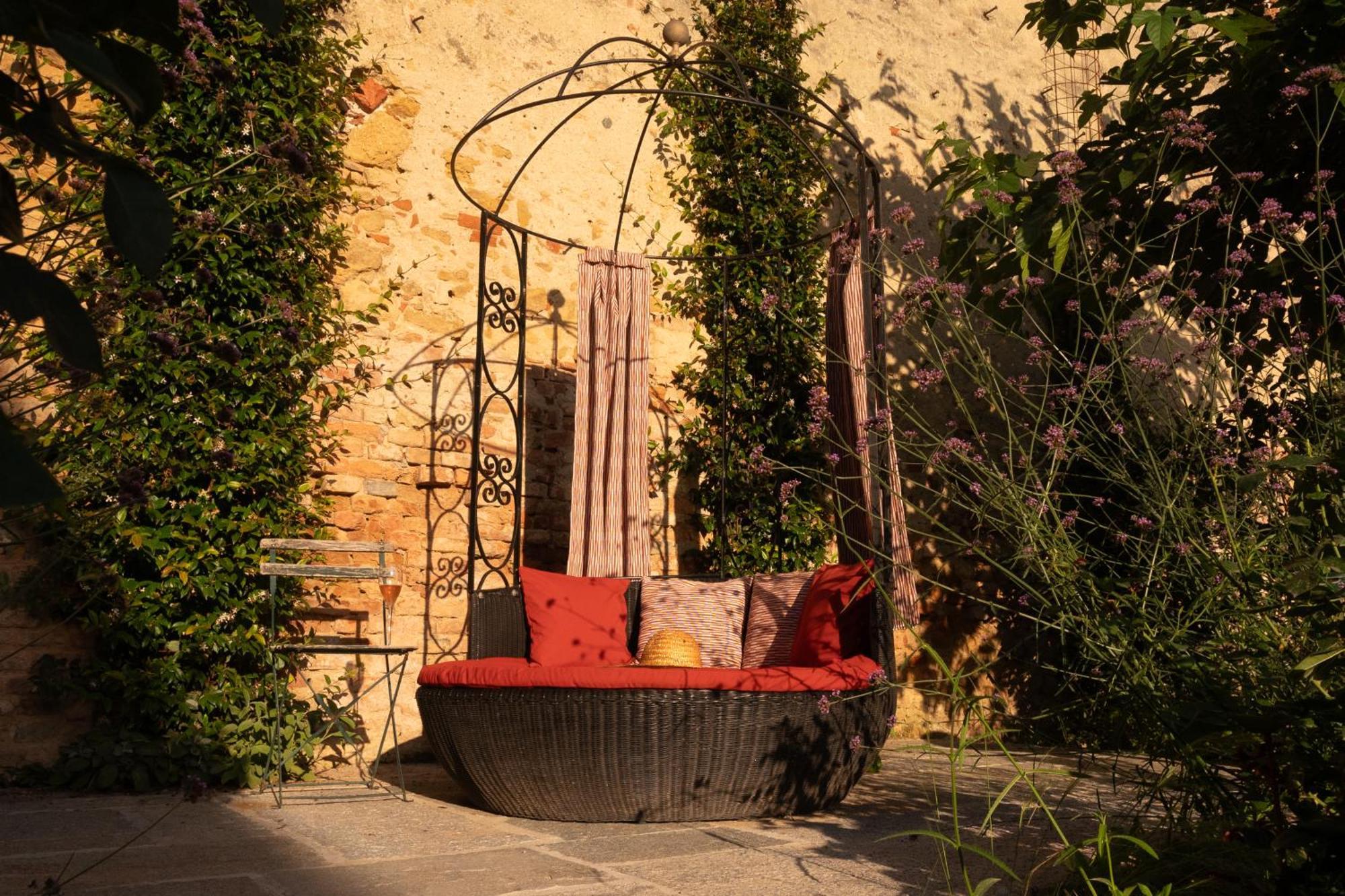 Castelnuovo Don Bosco Relais Conac 1888 - Luxury B&B - Adults Only المظهر الخارجي الصورة