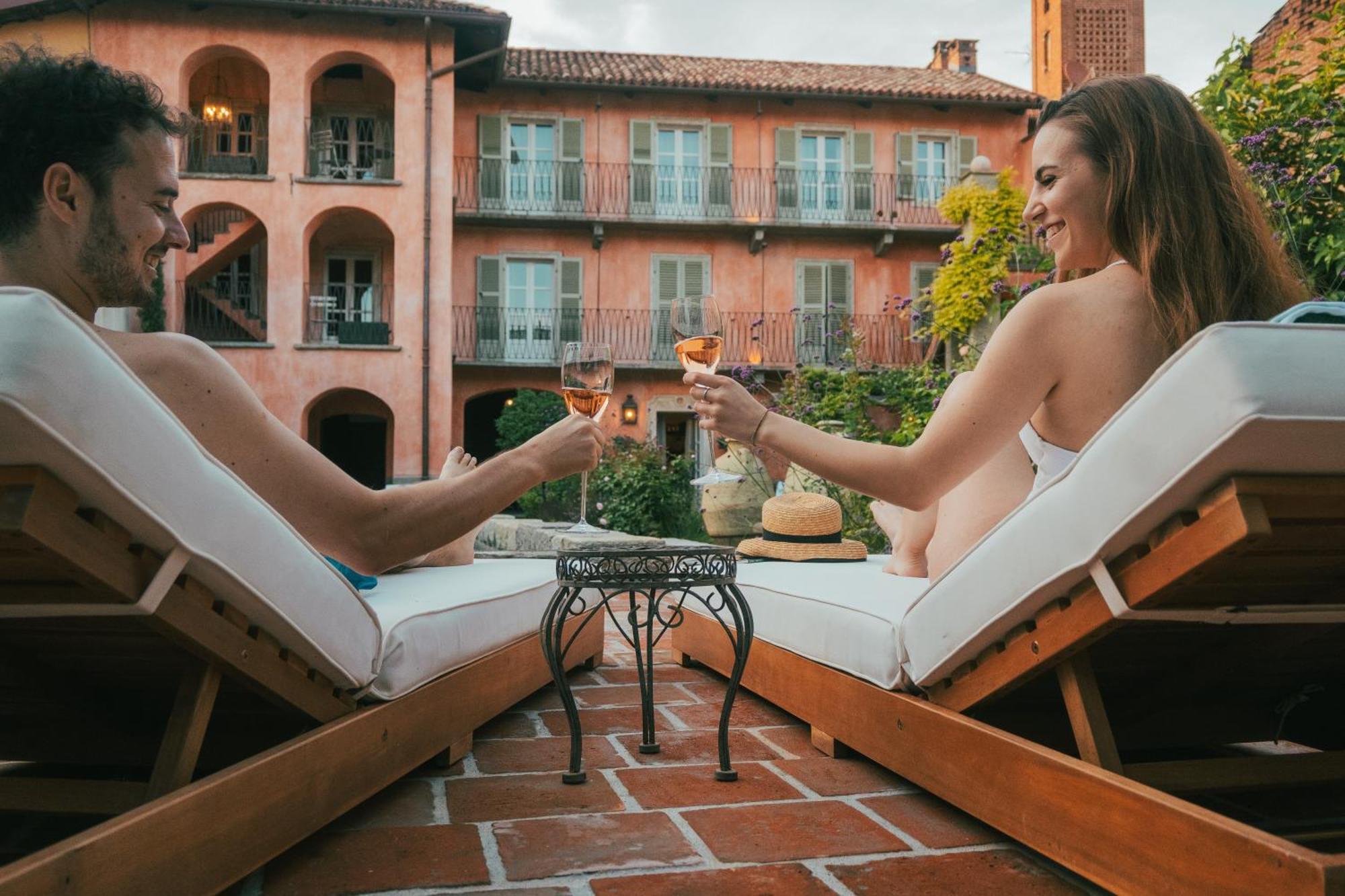 Castelnuovo Don Bosco Relais Conac 1888 - Luxury B&B - Adults Only المظهر الخارجي الصورة