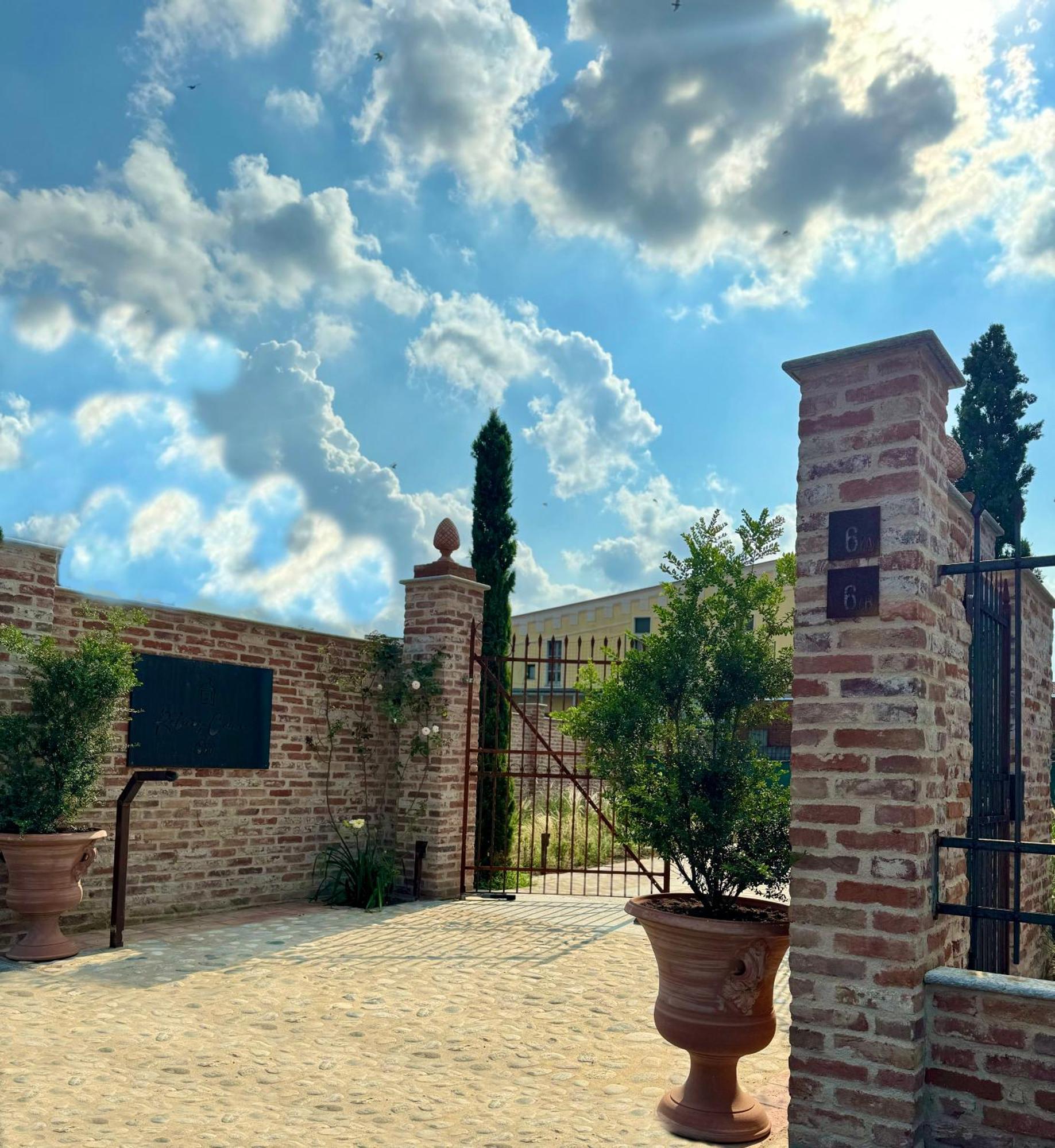 Castelnuovo Don Bosco Relais Conac 1888 - Luxury B&B - Adults Only المظهر الخارجي الصورة