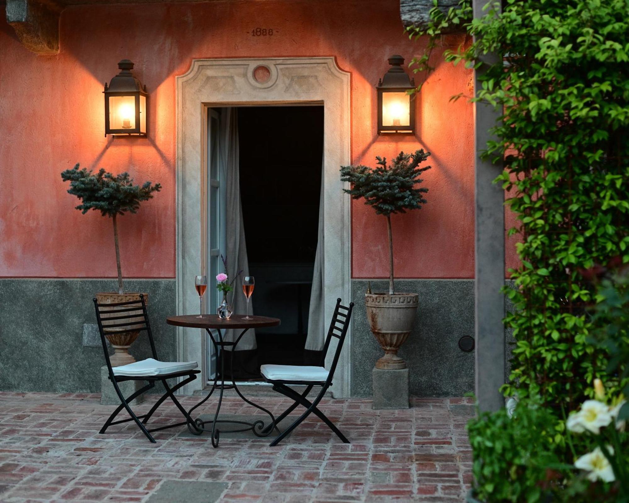 Castelnuovo Don Bosco Relais Conac 1888 - Luxury B&B - Adults Only المظهر الخارجي الصورة